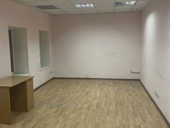 Продам офис 40 кв.м ул.Руденко 6а БЦ Колизей Киев