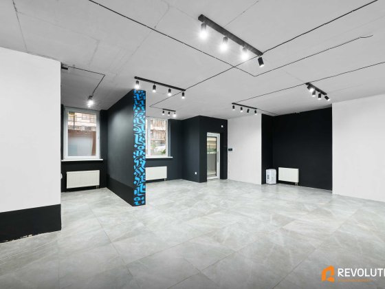 Без%. Продаж комерційного приміщення з ремонтом у центрі Києва Киев