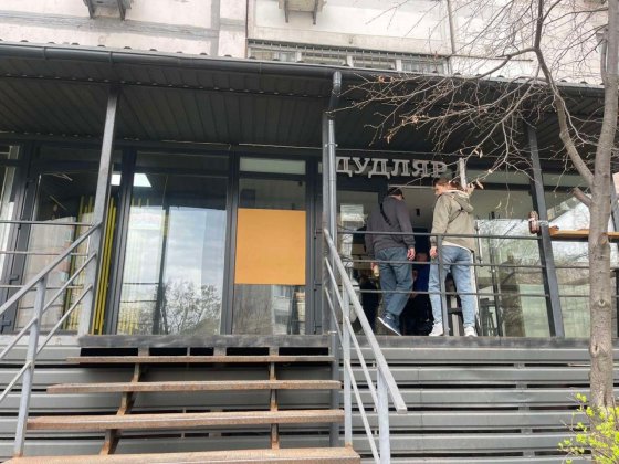 Продам фасад 50м2 Перетин Пулюя Ернста  та Кадетський Гай Київ