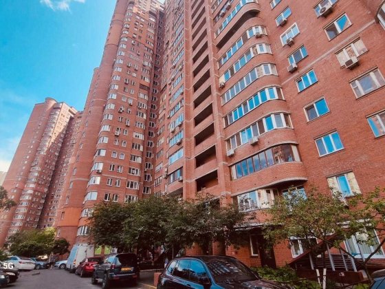 Продам помещение 177 кв.м. на ул.Анні Ахматовой 13,Позняки Київ