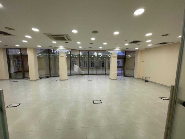 Центр, офіс, клініка 370 кв.м, метро Палац спорту, Хрещатик - фото 1