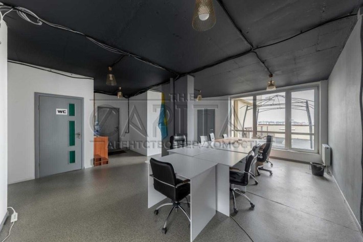 Продажа помещения офиса / ЖК Венеция / Теремки / 78 м2 / С ремонтом - фото 1