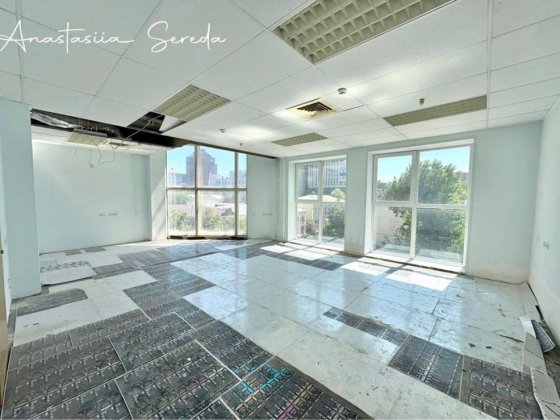 Продам офис на ул. Серова, Фабра