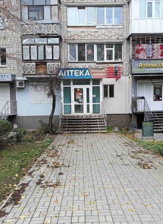 Продам фасадное помещение  60 м.кв.на пр.Богоявленском. - фото 1