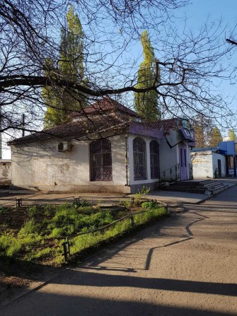 Будівля (магазин) S= 80,6 м2. м. Миколаїв, вул. Алмазова 8а - фото 1