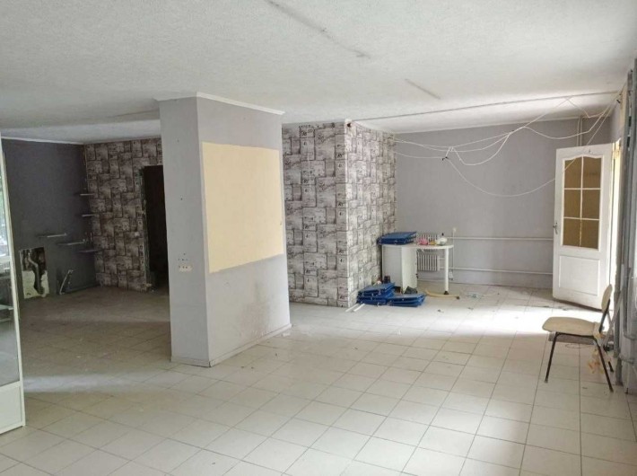 Продам помещение 150 м2 в оживленном месте, Рабочая 75, проф. Герасюты - фото 1
