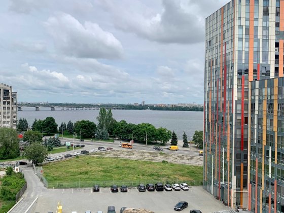 Продам приміщення - квартиру 173м2 в ЖК Фестивальний з ремонтом Дніпро