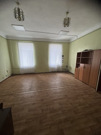 Продам ФАСАД ‼️ОФІСНІ приміщення ЦЕНТР  рн 5 КУТІВ +ГАРАЖ - фото 1