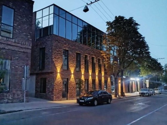 Продаж 101м2 Комерційного приміщення з Орендарем Львов