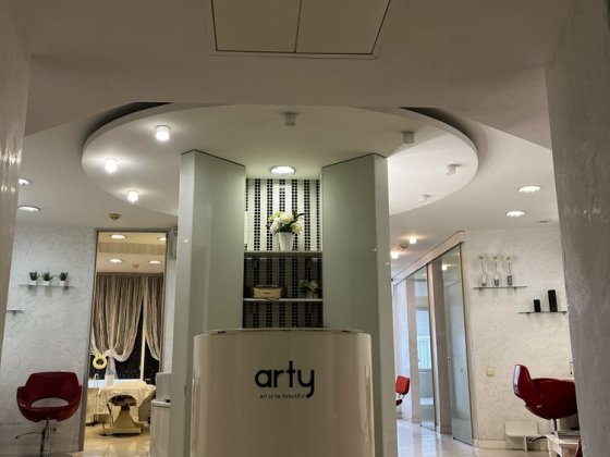 Продам Салон  Красоты Евроремонт   Мост Сити