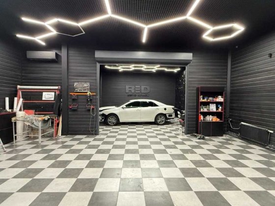 Продається легендарний дітейлінг-центр / автосервіс — 1 500 м²