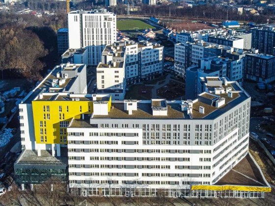 Комерція від забудовника, 71.6м2 без комісії. Заселений ЖК, під ремонт Львів