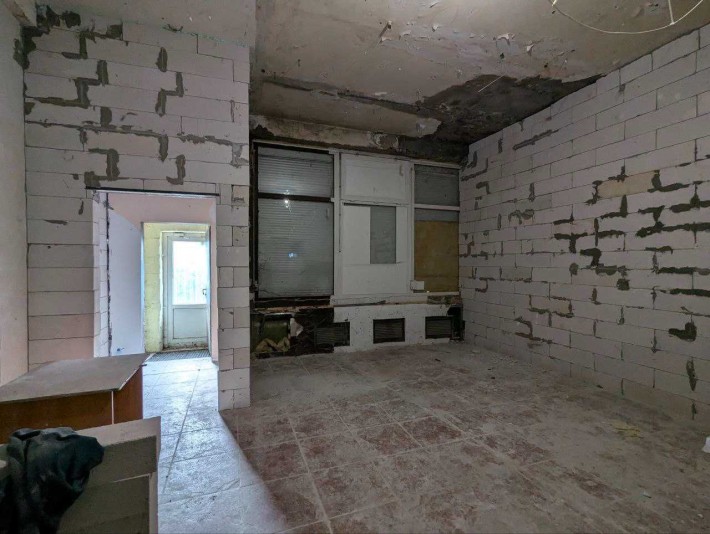 Приміщення 73.6 м2 окремий вхід стелі 3.85 Виноградар Подільський - фото 1