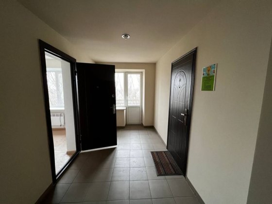 Продаж будівлі лівий берег