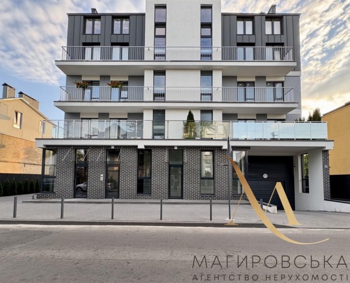 продаж фасадного комерційного приміщення по вул.Кодукторська - фото 1