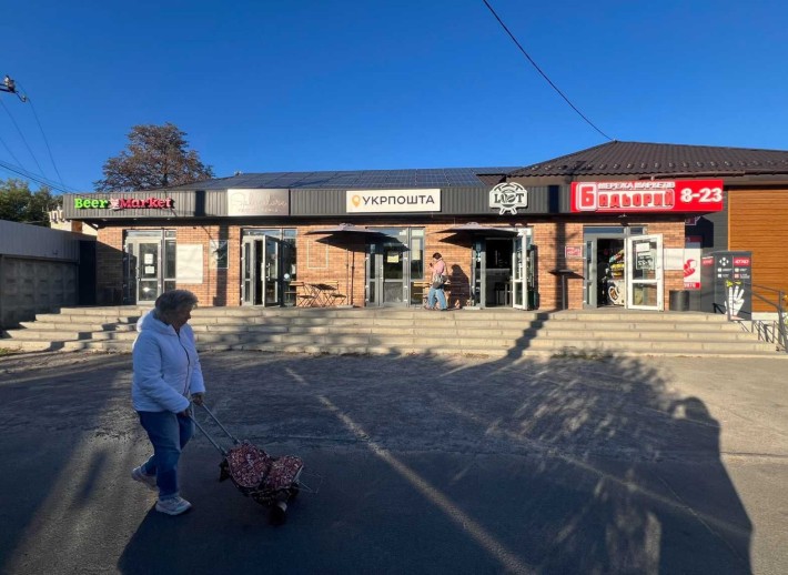 Торгівельний ряд, фасад, 9 років окупність - фото 1