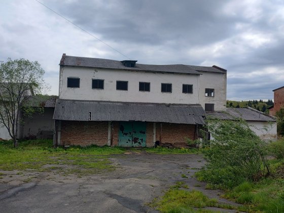 Продається приміщення площею 1500 Львів