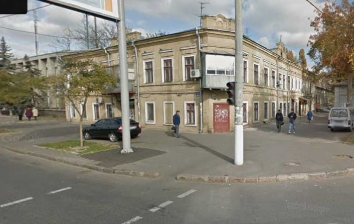 Продам фасадное помещение (жилая квартира) ул. Мясоедовская - фото 1