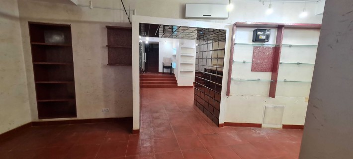 Продаж приміщення. 66 кв.м, вул. Спаська/Соборна - фото 1