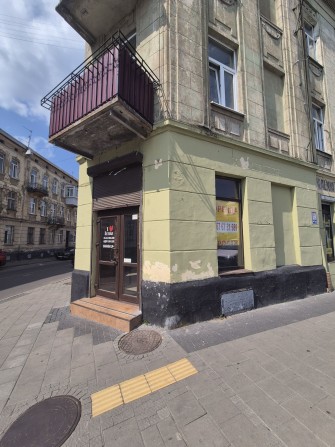 Нежитлове комерційне приміщення - фото 1