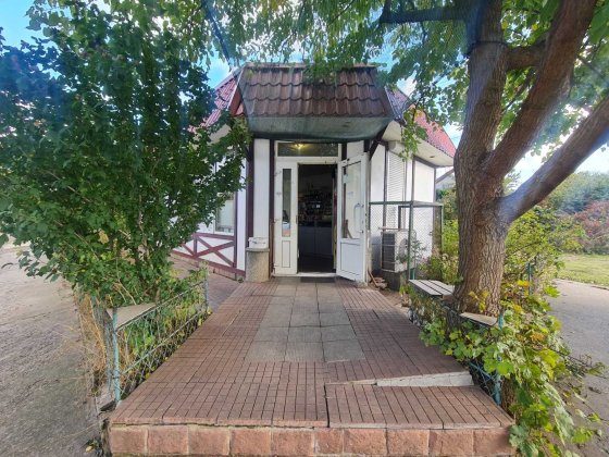 Действующий  магазин с арендатором 20 лет на Таирова Одеса