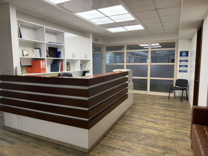 Продам Помещение/Офис 491м2. Пр Яворницкого. - фото 1