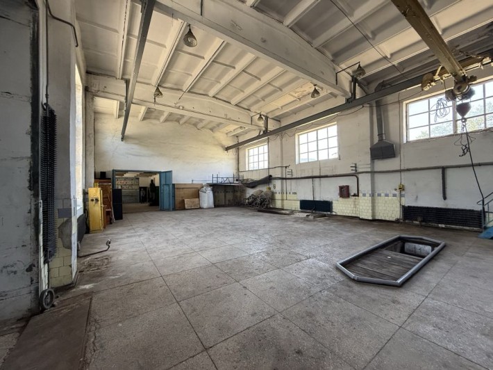 Продажа производственной базы 2400м2, 58 соток ул Турбинная - фото 1