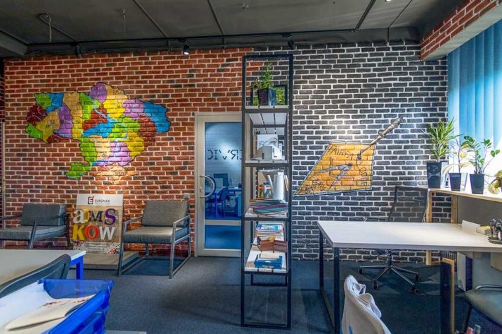 Приміщення 61,4 кв.м. з ремонтом, світло є завжди. - фото 1