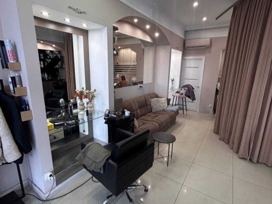 Нежитлове  (44м2) по вул.Жилянській 59, ЖК Дипломат-хол. Без комісіі. Киев