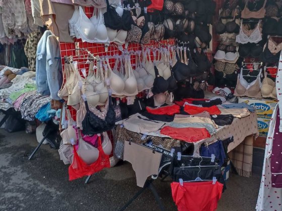 Продам чудовий павільйон на Краківському ринку на Центральній алеїй Львів