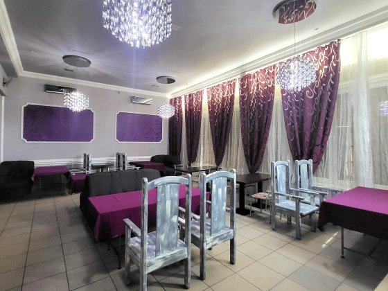 Продаж КАФЕ З ГОТЕЛЕМ, вул. Тиражна, ЧЕРВОНА ЛІНІЯ, Правий берег.