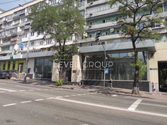 Продаж фасадне комерційне приміщення Печерск Київ