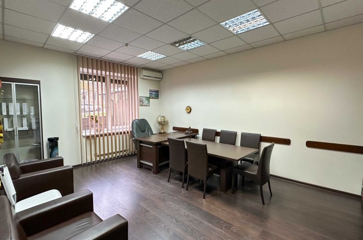 Продаж офісне приміщення 127 кв Центральний район міста - фото 1