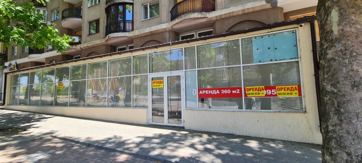 Продаж цокольного приміщення 416 кв.м, Соборна/Вадима Благовістного - фото 1