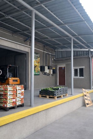 Продажа складского помещения с земельным участком - фото 1