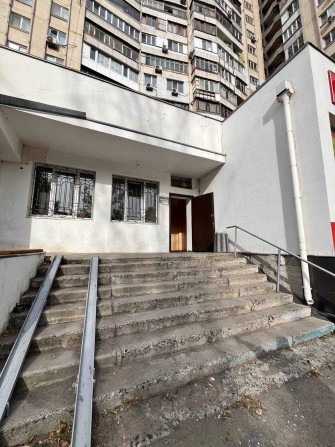 Продам нежитлове приміщення на Заболотного за 10 000у.о. - фото 1