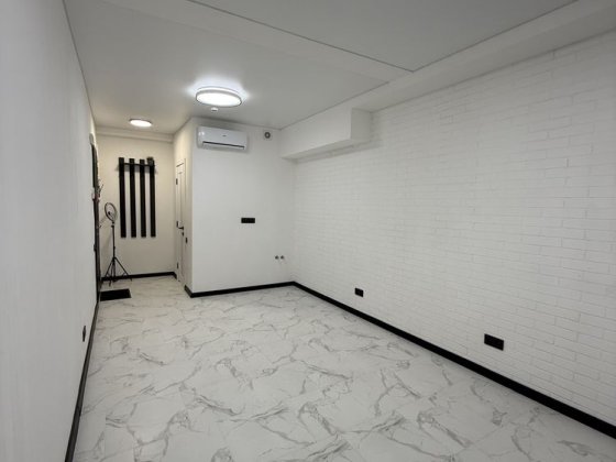 35 Жемчужина, Литературная, офис с арендаторами! Одесса