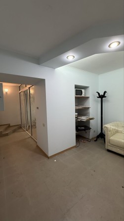 Продам офис, помещение на Дерибасовская угол Гаванная. Центр города - фото 1