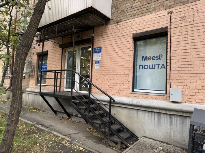 Продам помещение с надежным арендатором,фасад, метро Дорогожичи. - фото 1