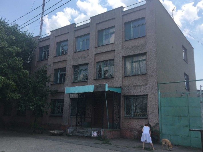 Центр ул.Новосельская админ здание 2270м  цена 450 тыс.у.е. - фото 1