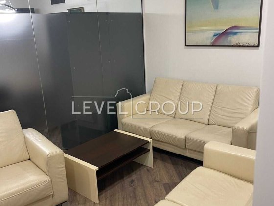 Пропонується до продажу офис з новим ремонтом  Тарасівська 36 Київ