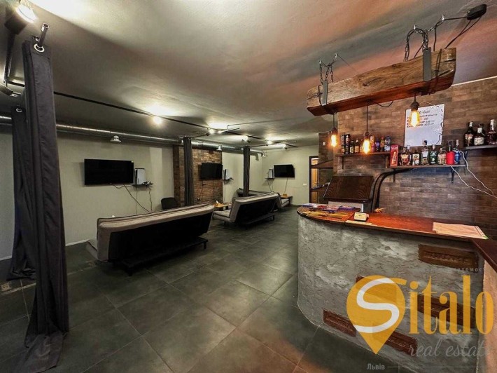 Оренда комерційного приміщення у новобудові по вулиці Під Голоском - фото 1