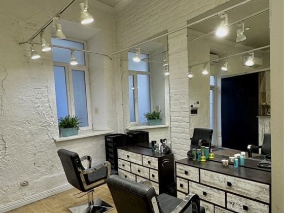 Продам готовый САЛОН КРАСОТЫ в центре Харькова Павловская площадь Харків