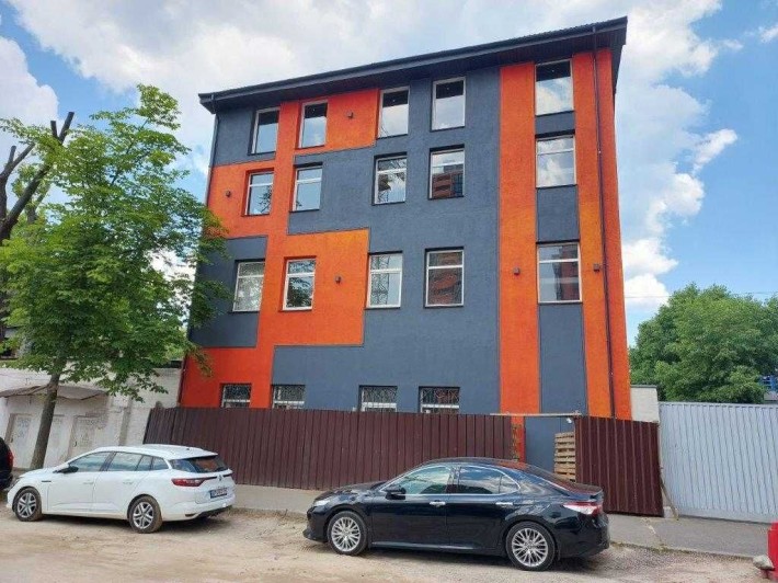 Продажа офисного здания на ул. Автозаводская (437 М2) - фото 1