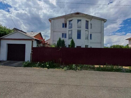 Продам міні-готель для бізнесу, "Осокорки" 9 км від метро "Славутич" Київ