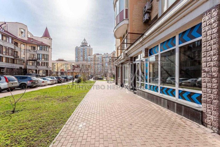 Продаж комерційного приміщення з ремонтом 162 м2 Оболонь інвестиція - фото 1