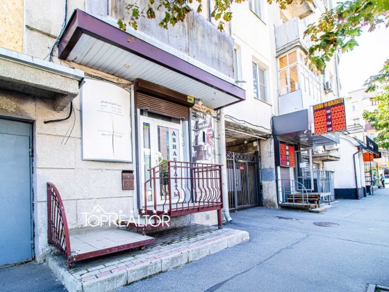 Продам приміщення вул. Тринклера навпроти Сумського ринку Харьков