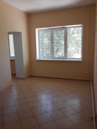 У продажу офісне приміщення на Таїрова біля Макдональдсу - фото 1