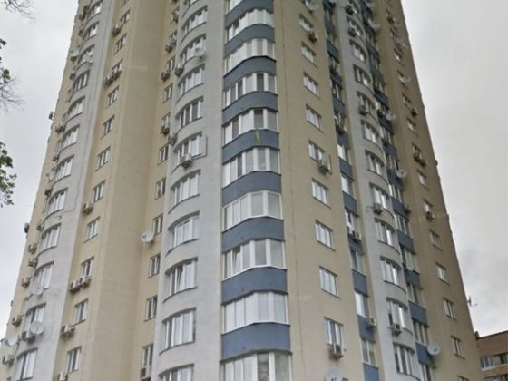 Продаж комерційного присіщення, перший поверх ніжинська 5 Киев