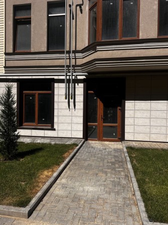 Кавʼрня, офіс , магазин в новому комплексі. - фото 1